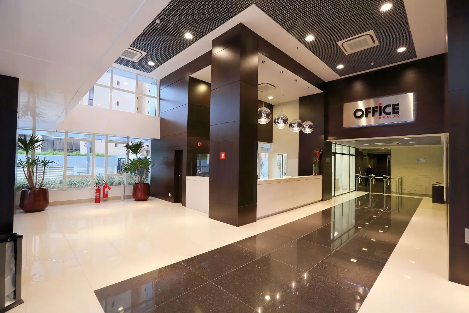 Recepção do edifício Office Grajaú